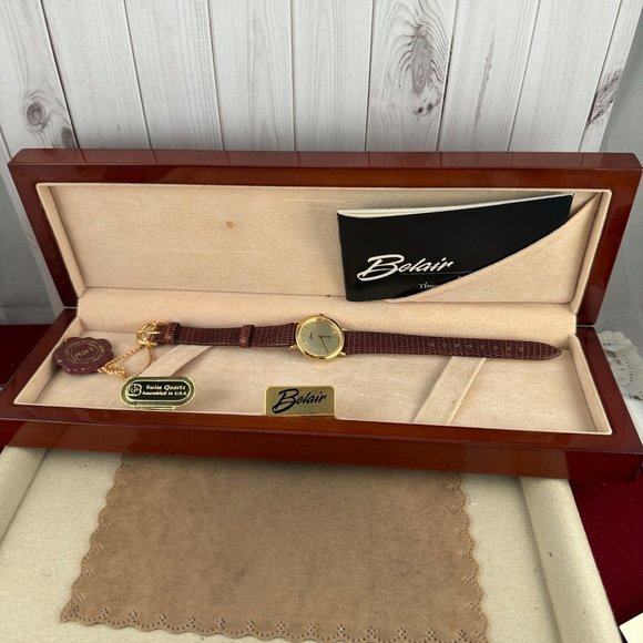 Vintage Ladies Belair Tank Watch 18 Karat Gold Plated New with Box NOS main image 7